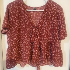 SHEIN Burgundy Floral Tie-Front Peplum Top